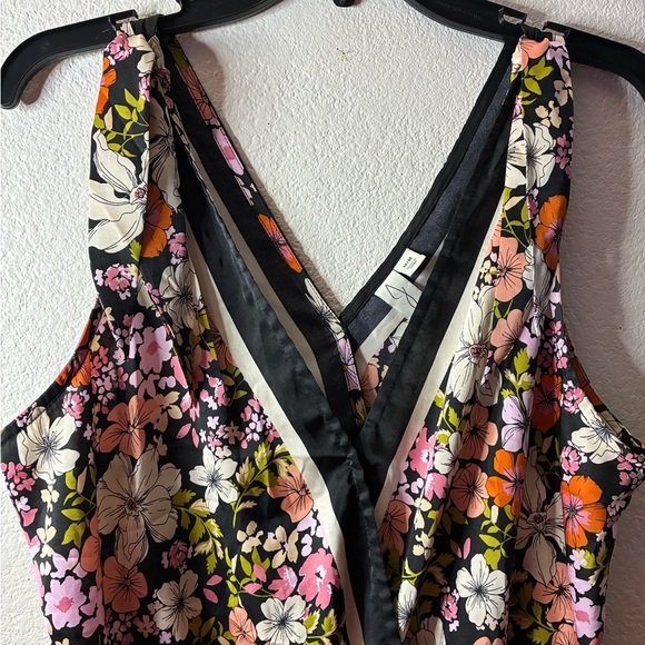 Joie Floral Tie Shoulder Wrap Front Cropped Tank Top M - Picture 10 of 16